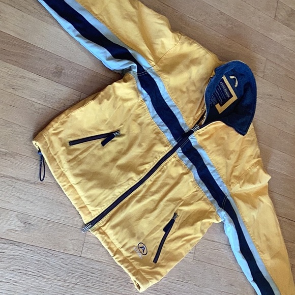 Abercrombie & Fitch Other - Abercrombie Fitch Performance sz small Yellow with navy/light blu…